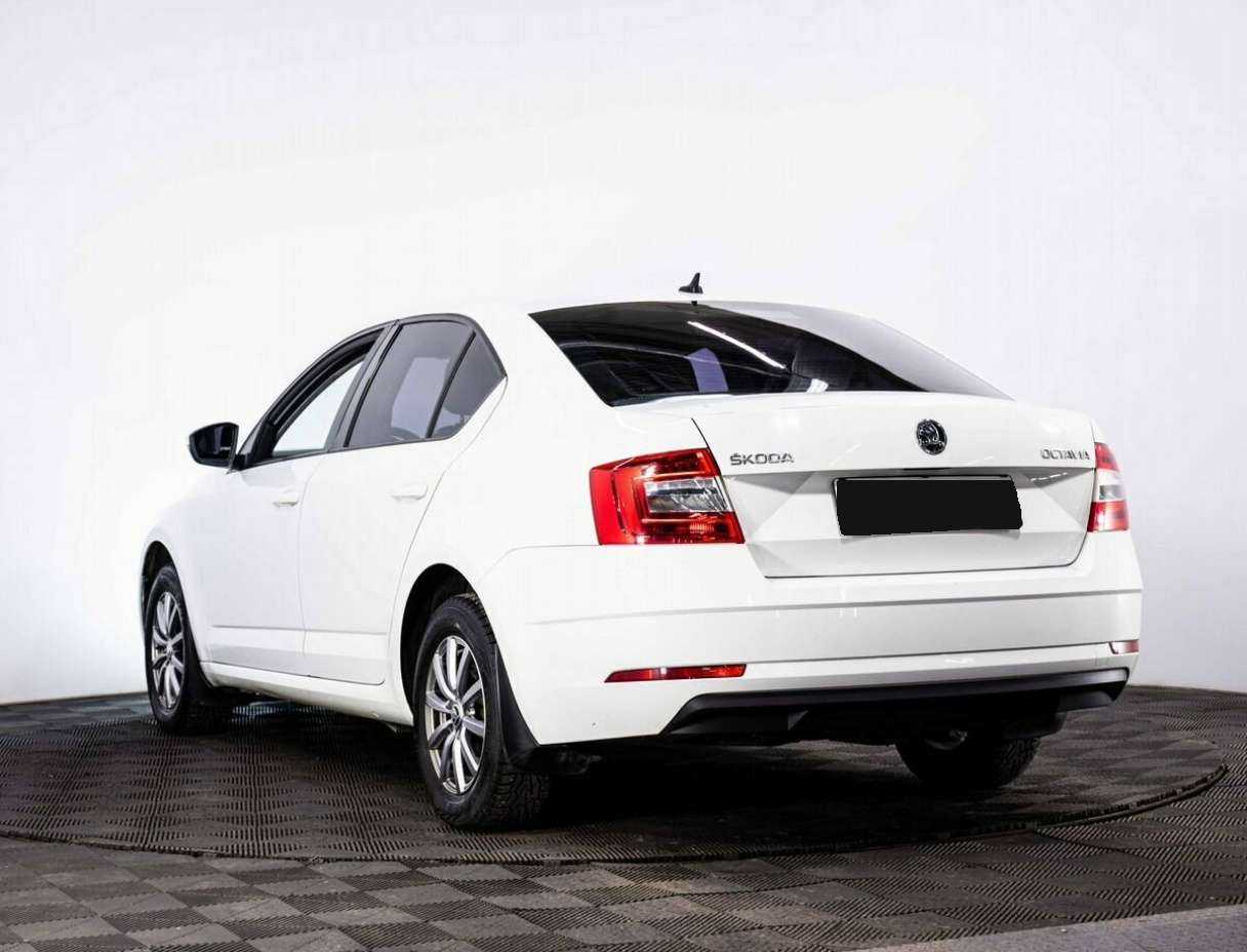 Skoda Octavia, 2017 - фото №4