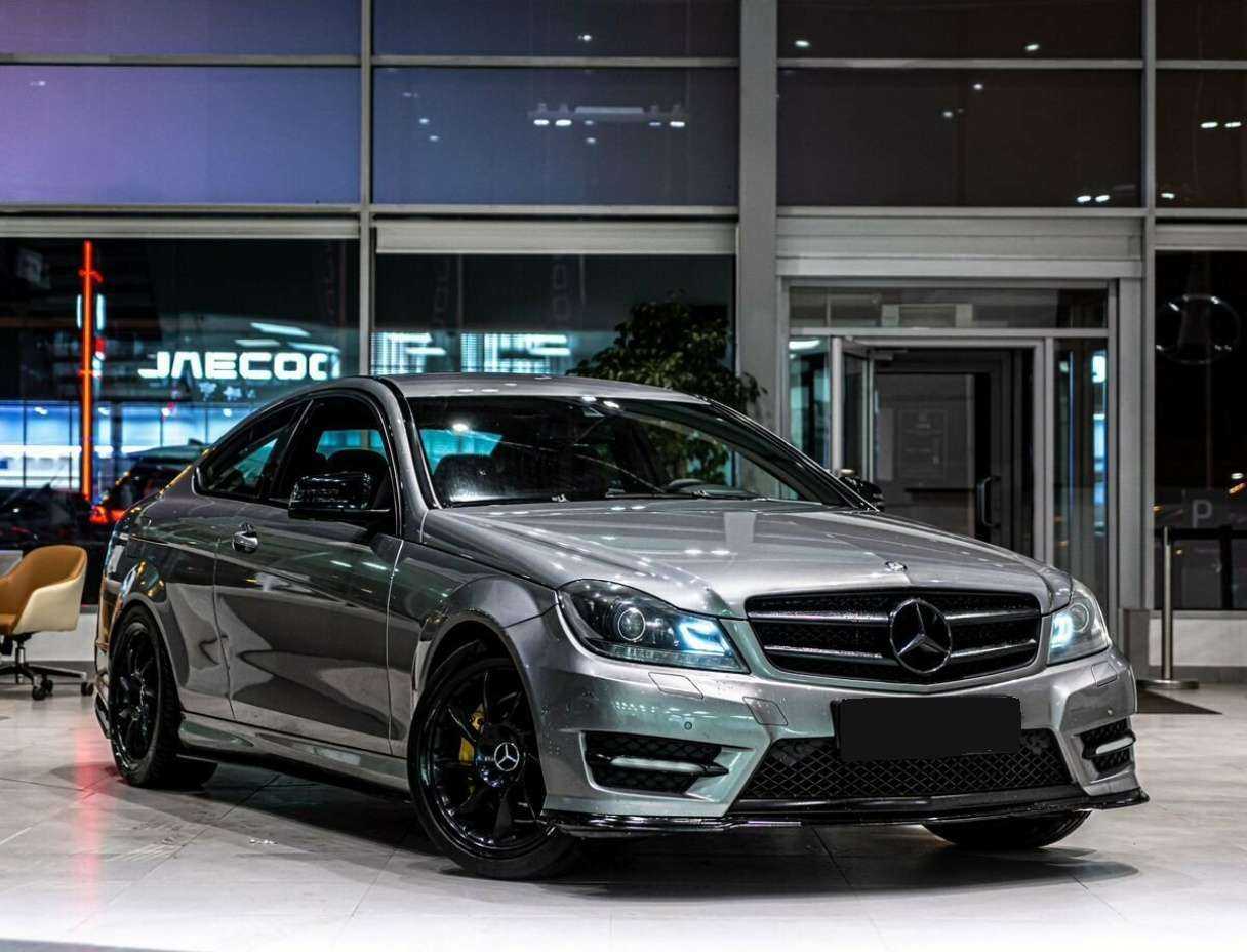 Mercedes-Benz C-Класс 250, 2012 - фото №2