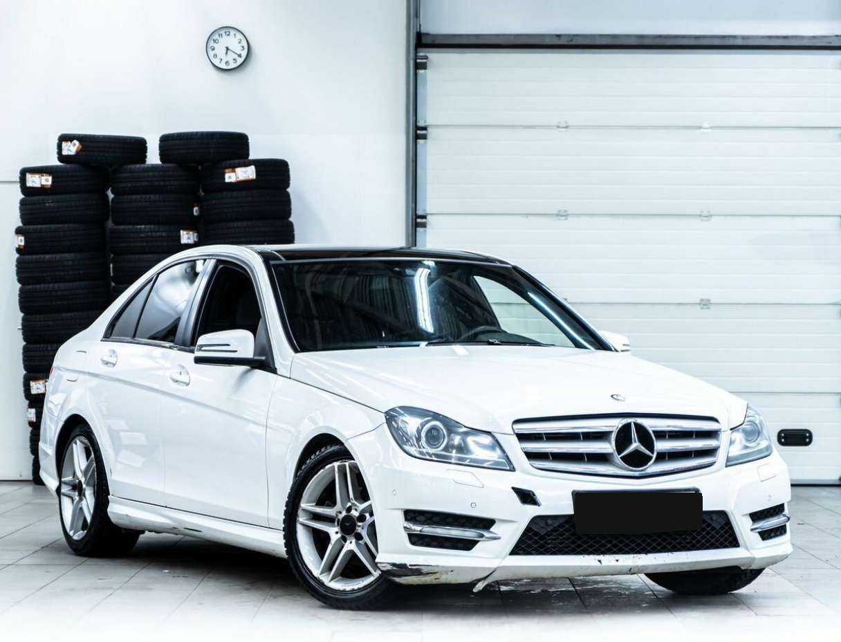 Mercedes-Benz C-Класс 180, 2012 - фото №2