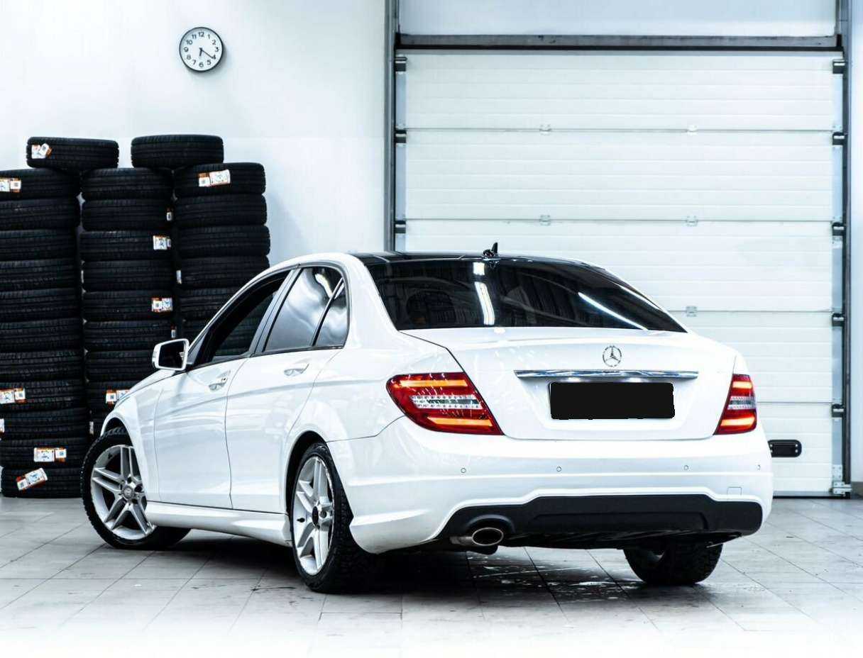 Mercedes-Benz C-Класс 180, 2012 - фото №4