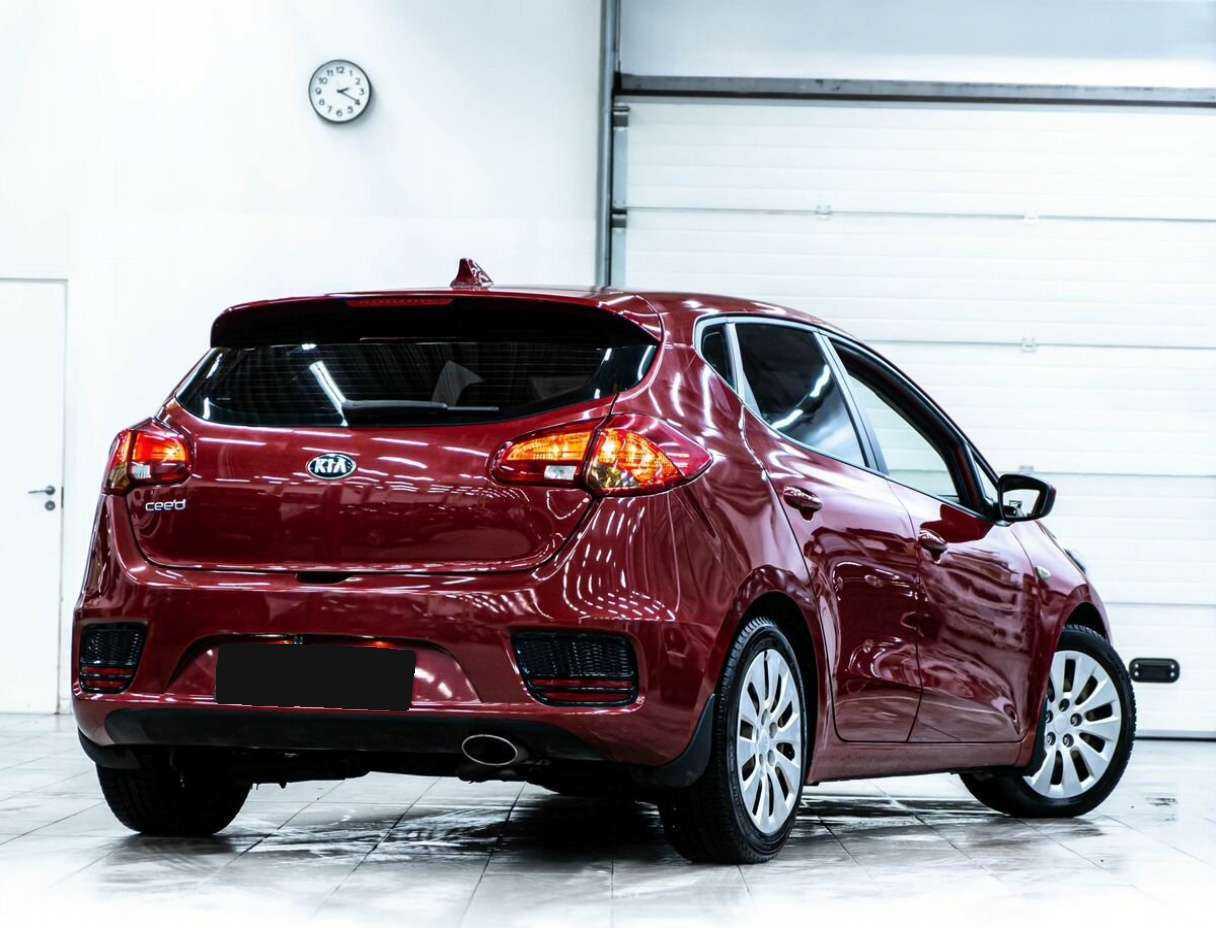 Kia Ceed, 2018 - фото №3