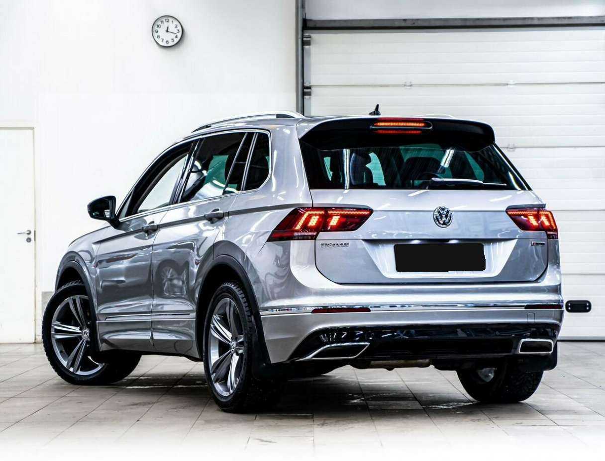 Volkswagen Tiguan, 2019 - фото №4