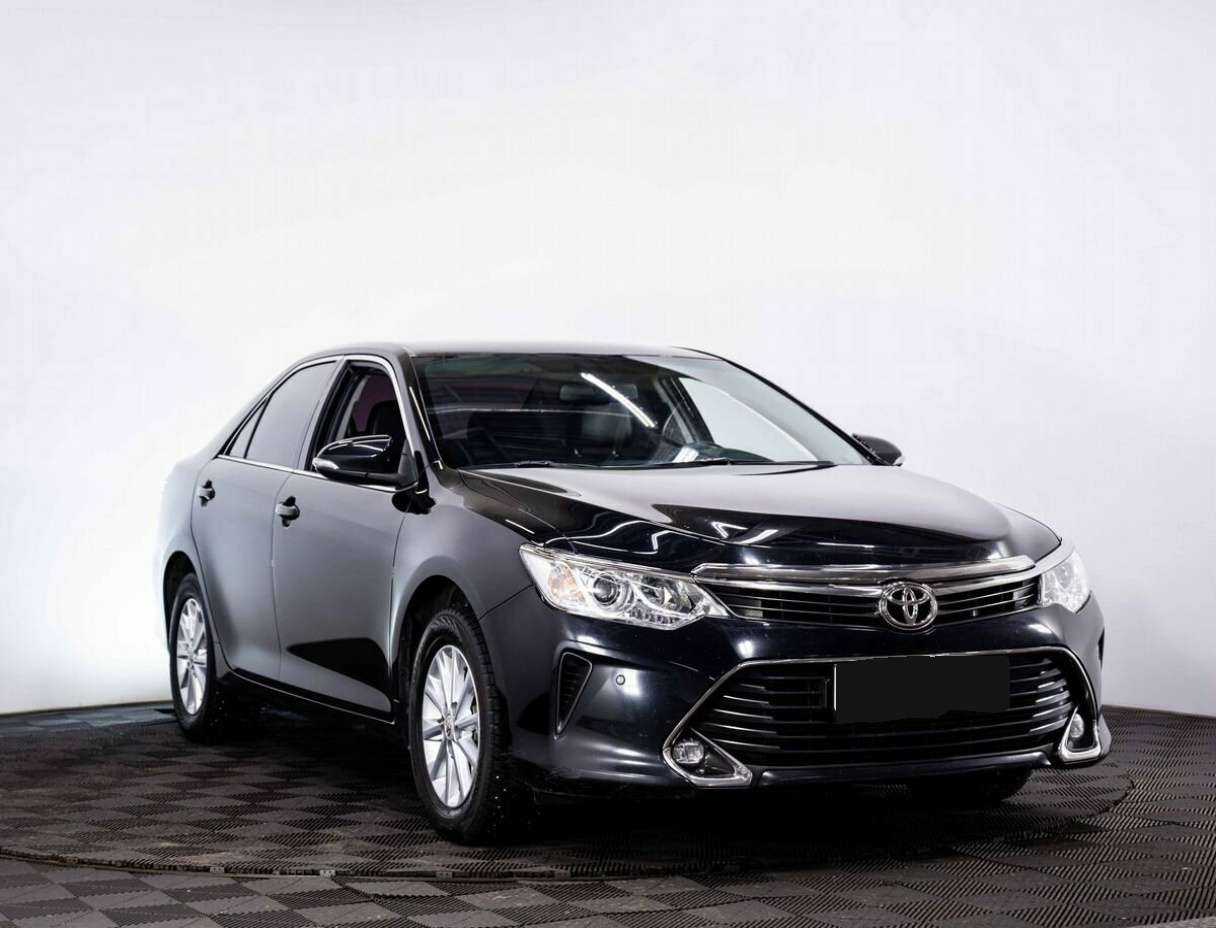 Toyota Camry, 2018 - фото №3