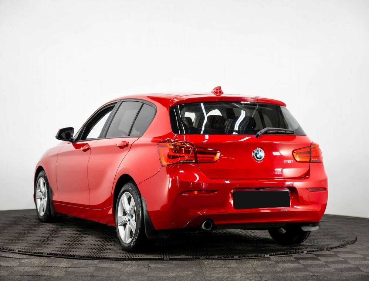 BMW 1 серии 118i, 2016 - фото №4