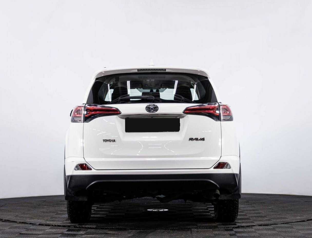 Toyota RAV4, 2018 - фото №4