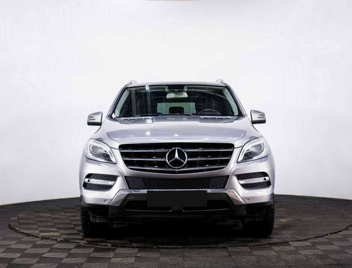 Mercedes-Benz M-Класс 350 CDI, 2012 - фото №2