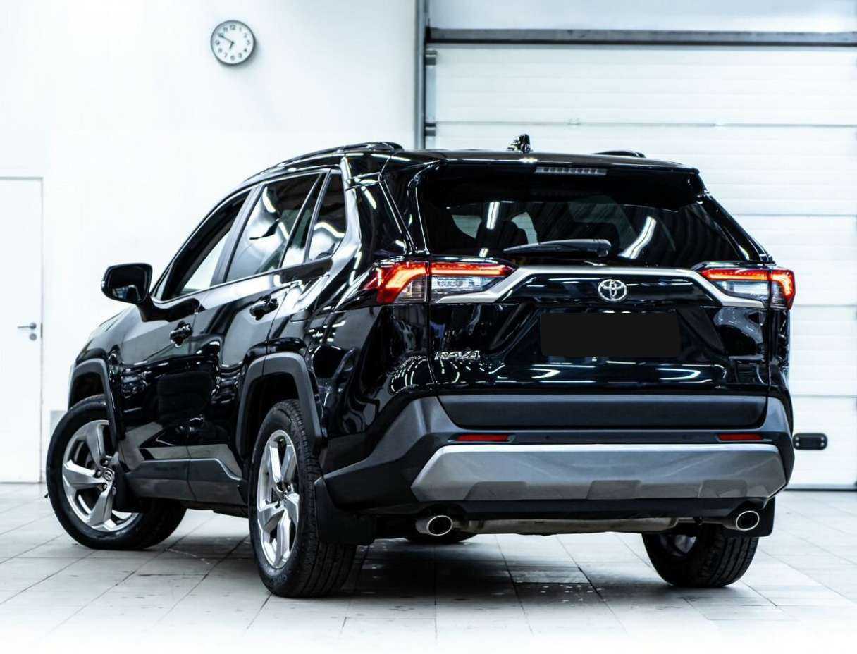 Toyota RAV4, 2019 - фото №4