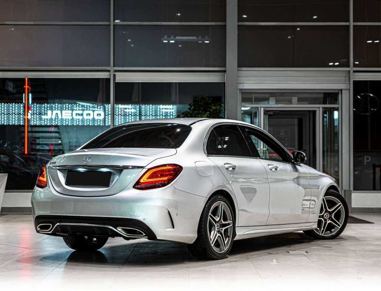 Mercedes-Benz C-Класс 180, 2018 - фото №3