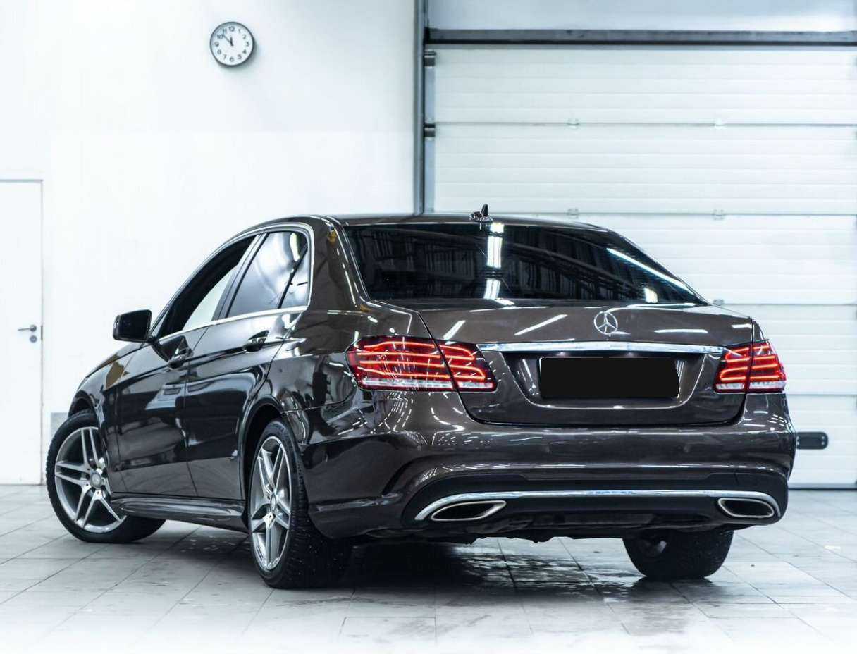 Mercedes-Benz E-Класс 200, 2013 - фото №4