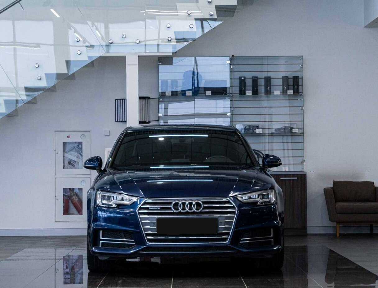 Audi A4, 2018 - фото №2