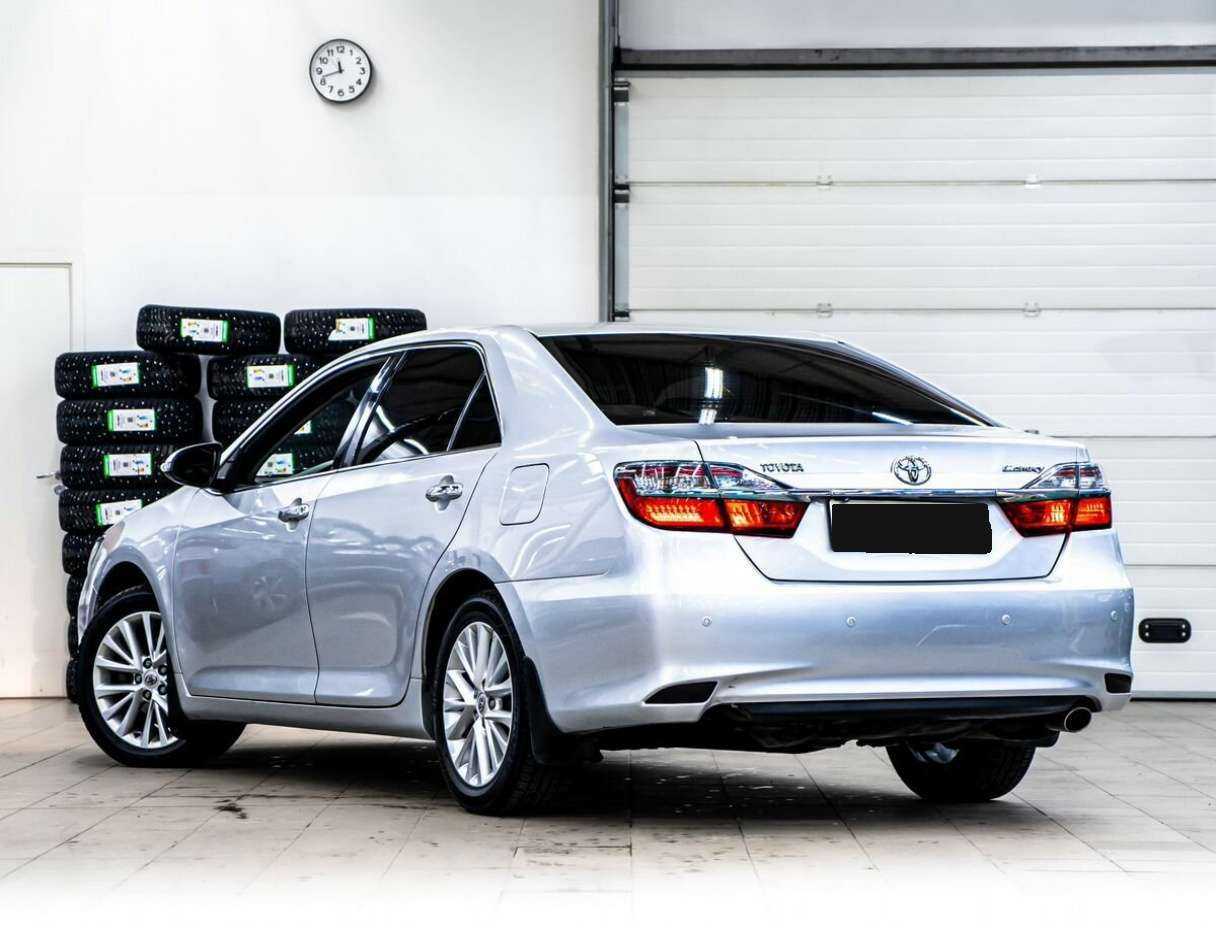 Toyota Camry, 2015 - фото №4