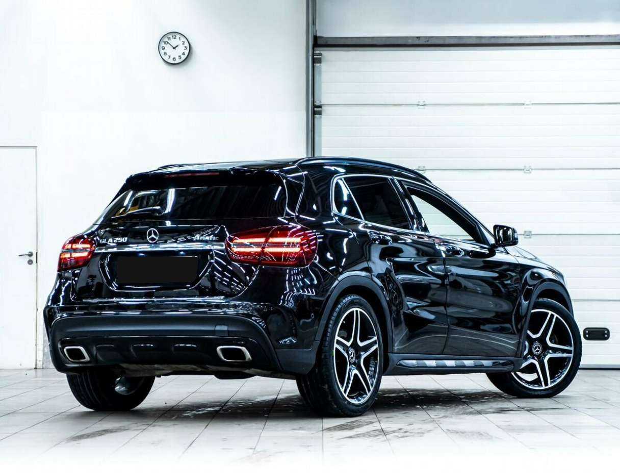 Mercedes-Benz GLA 250, 2017 - фото №4