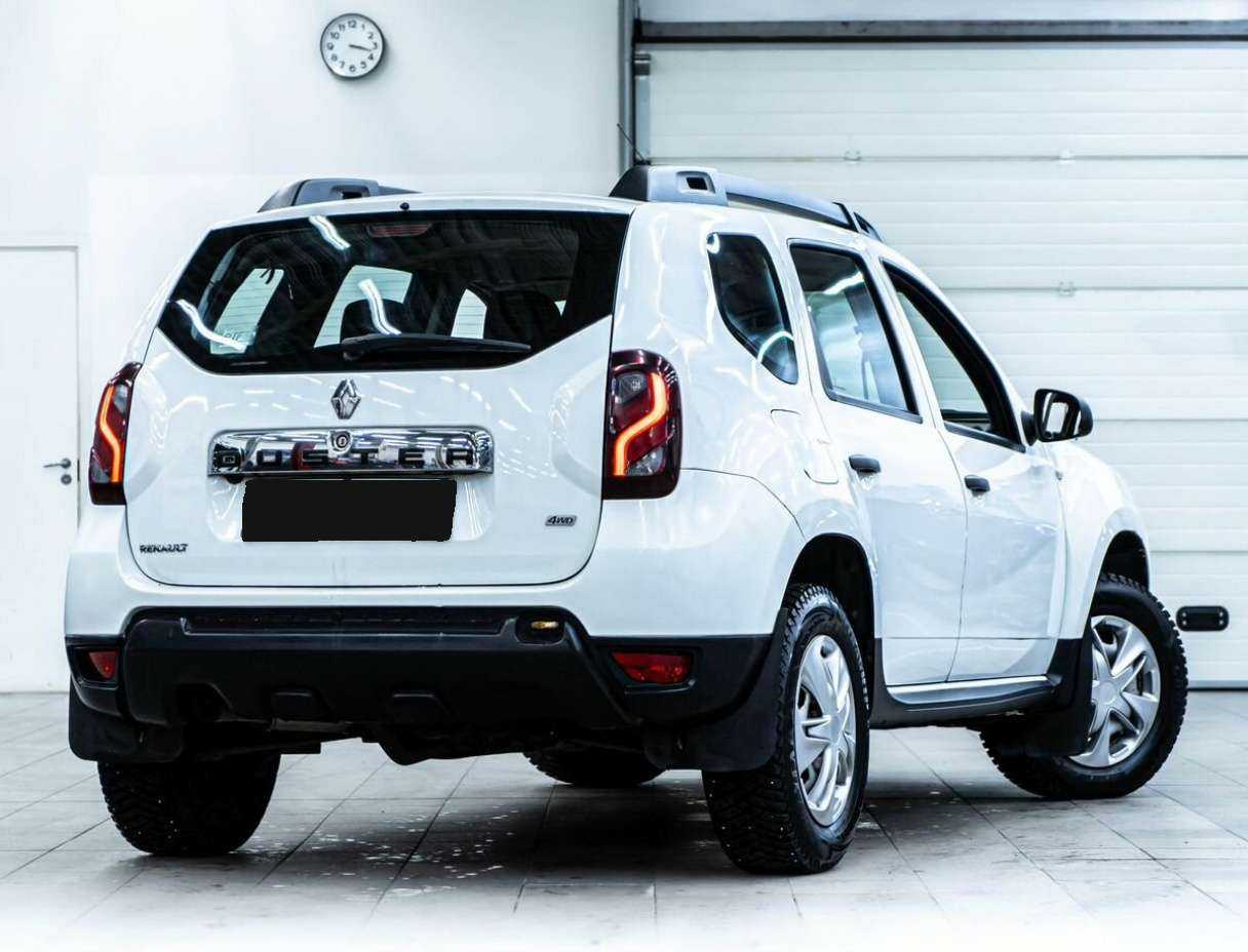 Renault Duster, 2015 - фото №3
