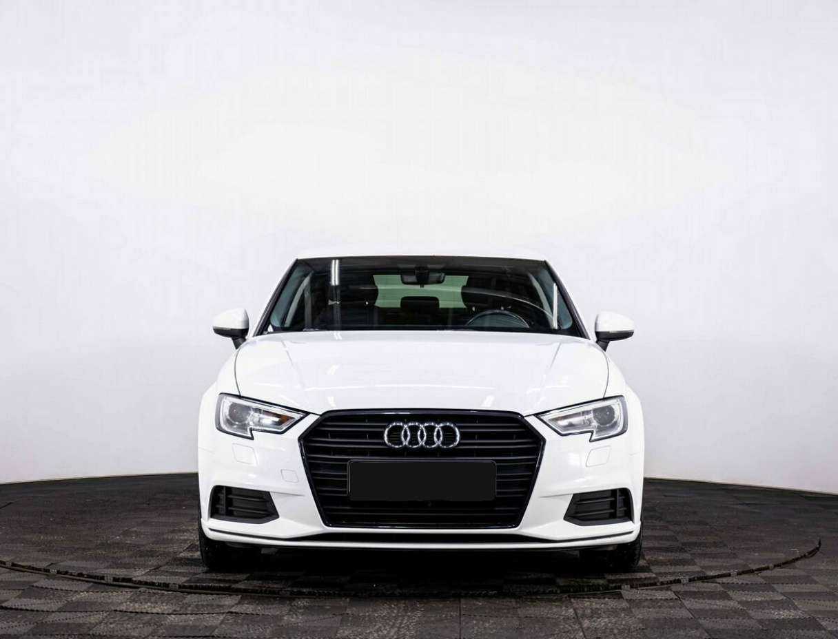 Audi A3, 2019 - фото №2