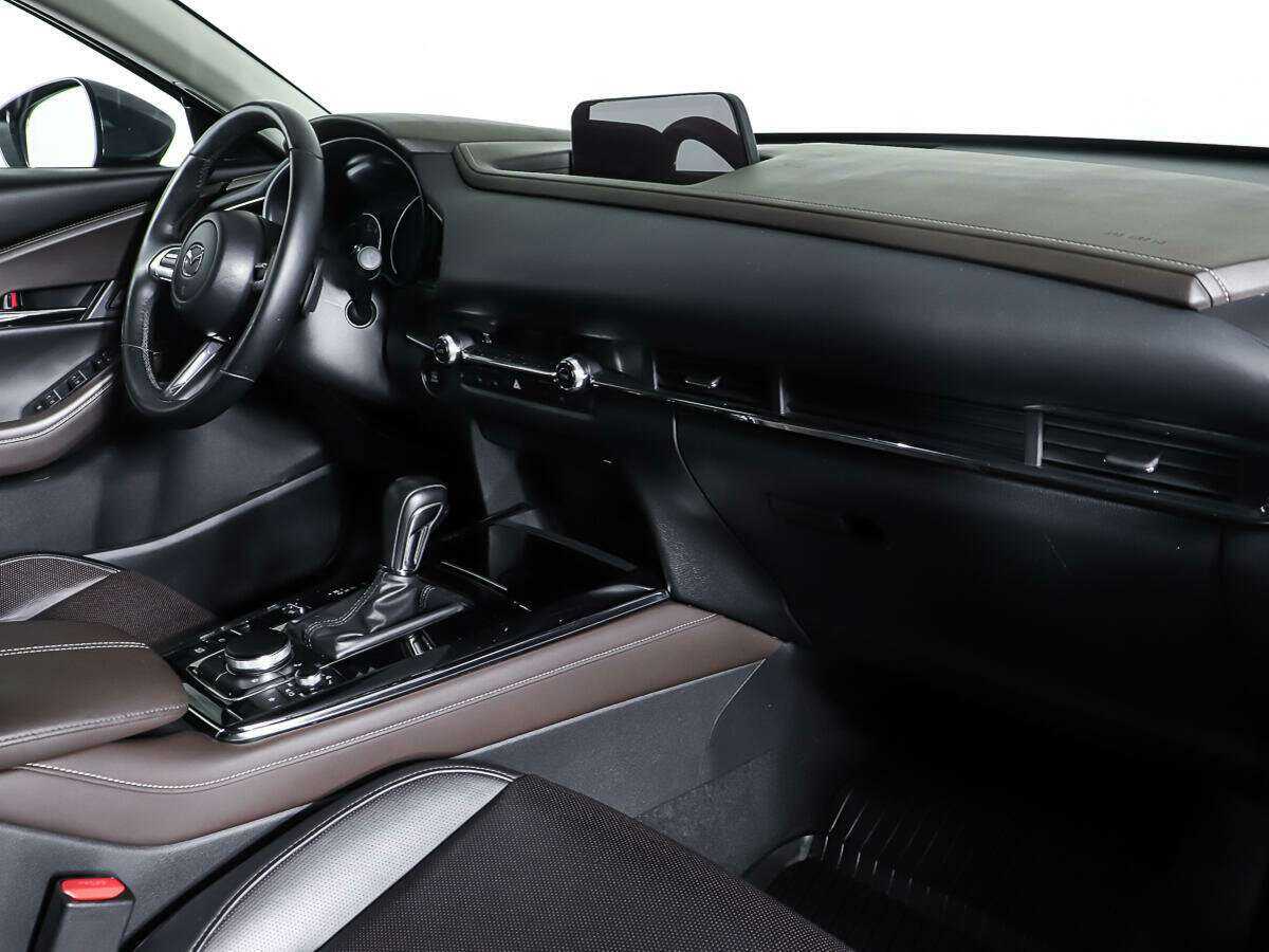 Mazda CX-30, 2019 - фото №4