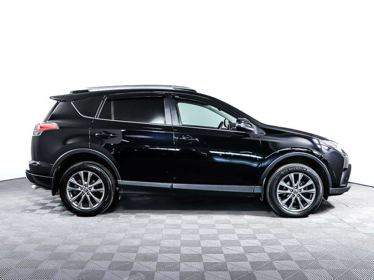 Toyota RAV4, 2018 - фото №4