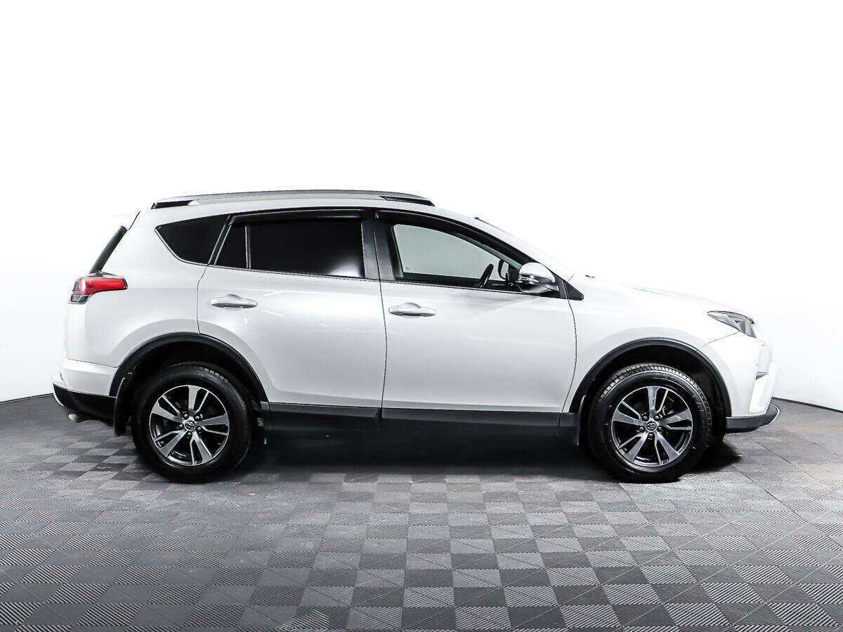 Toyota RAV4, 2019 - фото №4