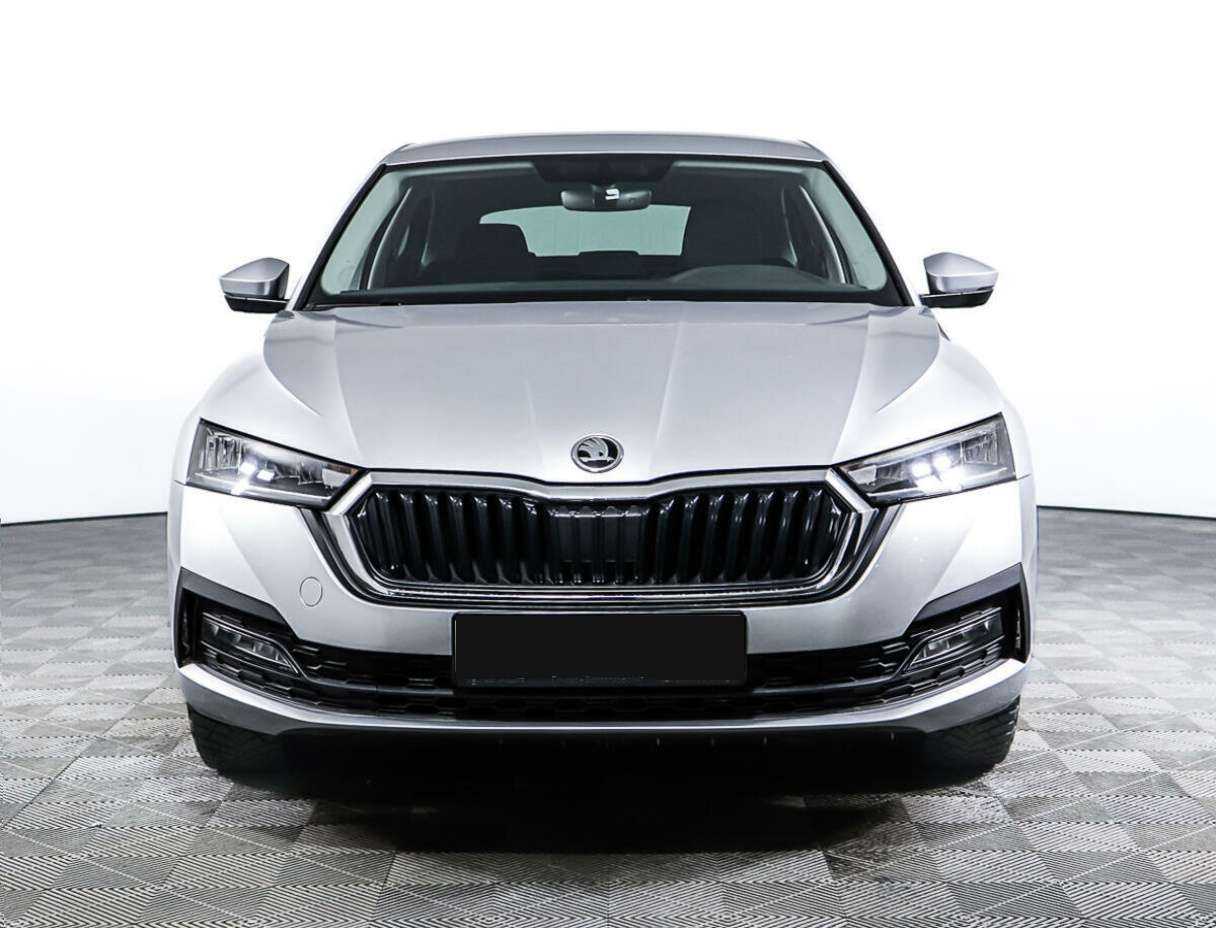 Skoda Octavia, 2020 - фото №2