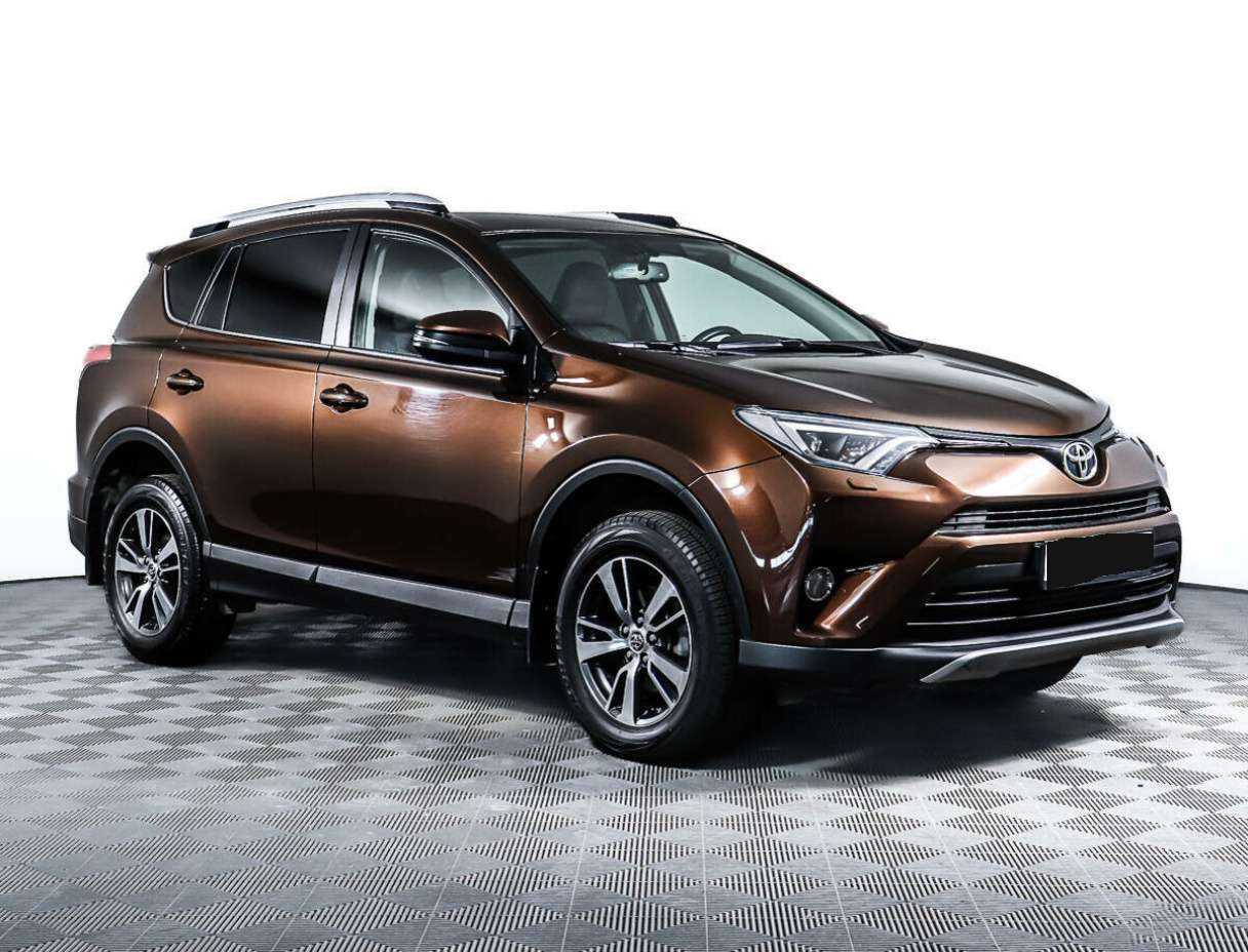 Toyota RAV4, 2018 - фото №3