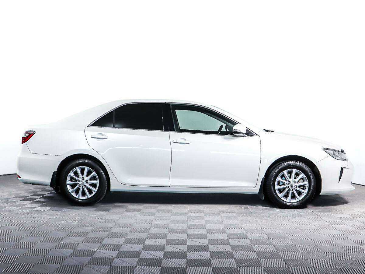 Toyota Camry, 2014 - фото №4