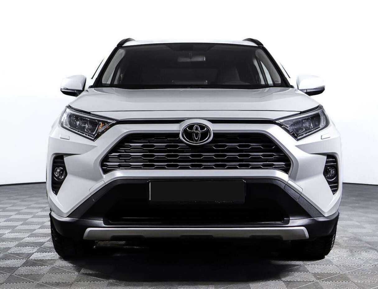 Toyota RAV4, 2020 - фото №2
