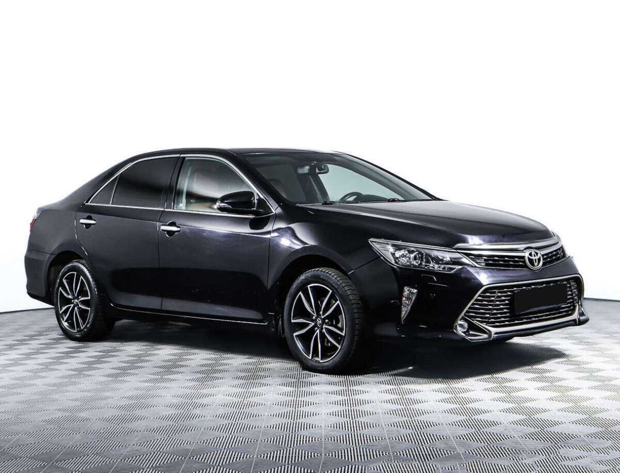 Toyota Camry, 2017 - фото №3