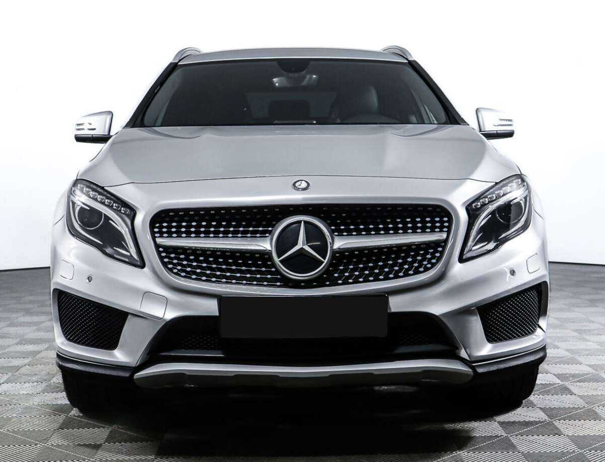 Mercedes-Benz GLA 200, 2015 - фото №2