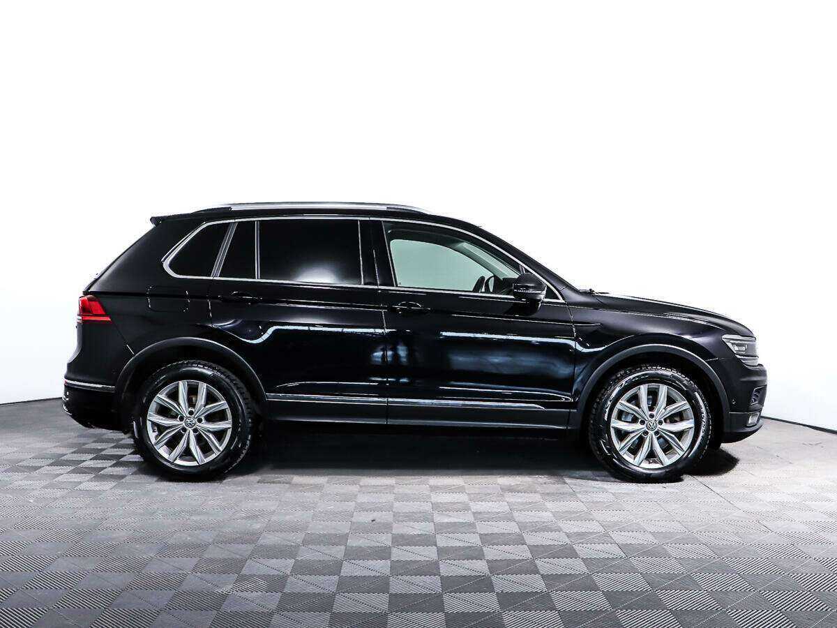 Volkswagen Tiguan, 2018 - фото №4