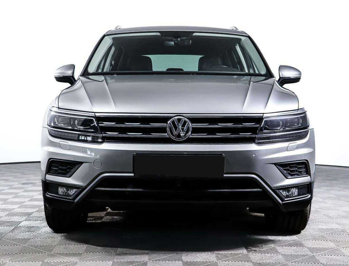 Volkswagen Tiguan, 2017 - фото №2