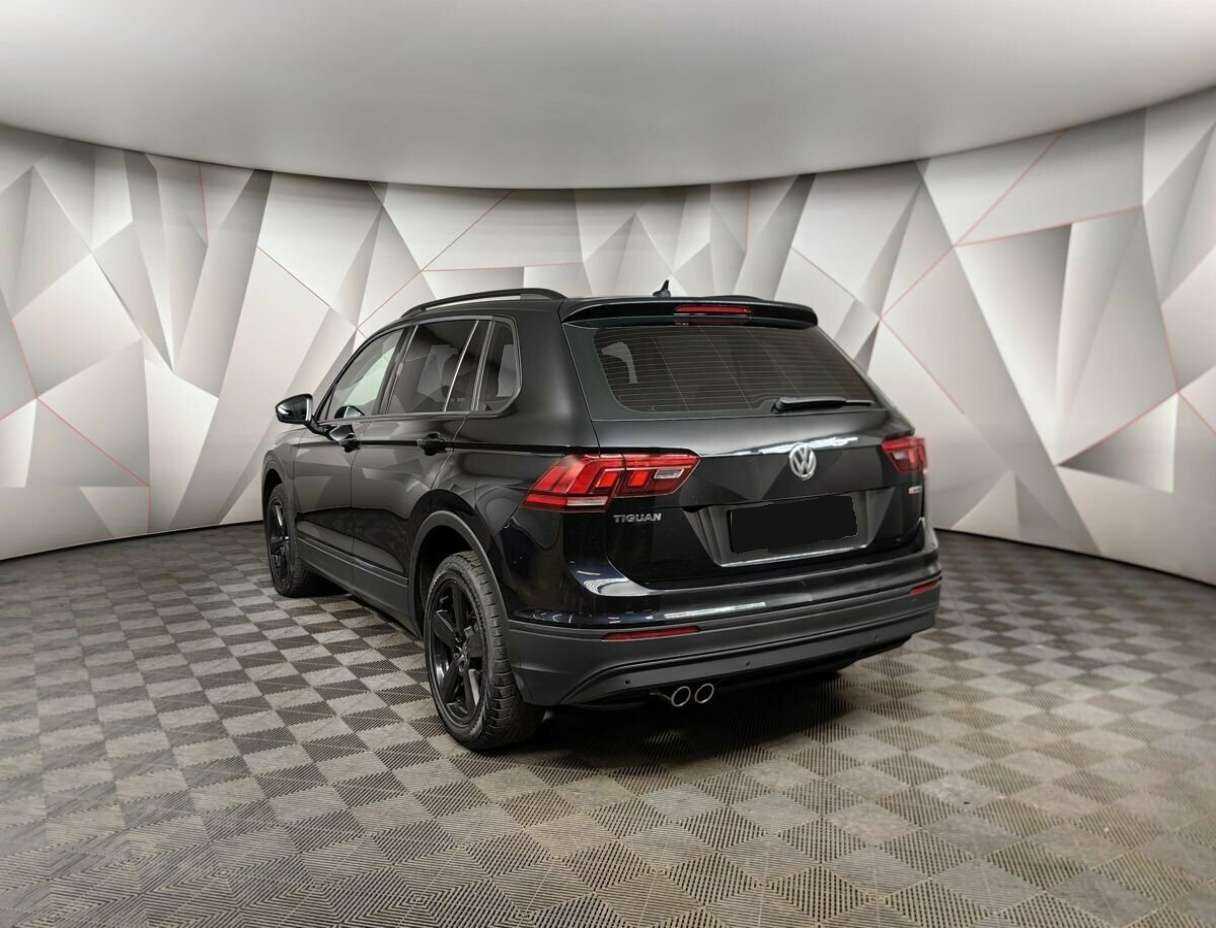 Volkswagen Tiguan, 2020 - фото №4