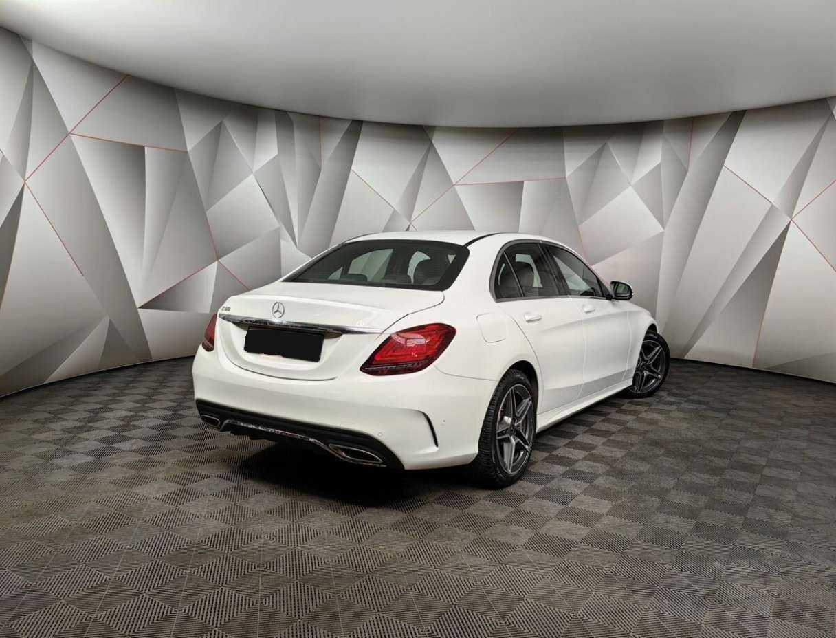 Mercedes-Benz C-Класс 180, 2020 - фото №2