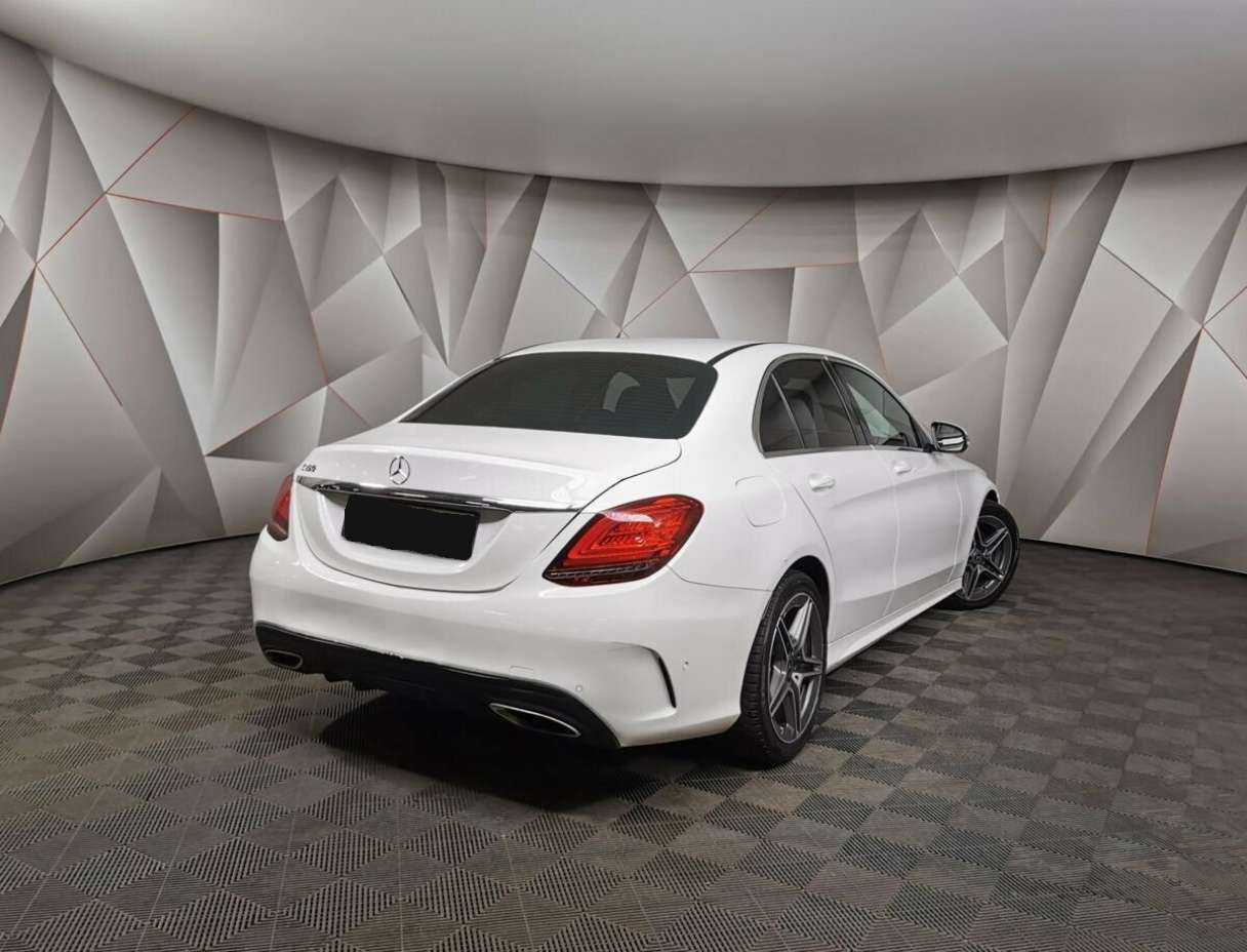 Mercedes-Benz C-Класс 180, 2019 - фото №2