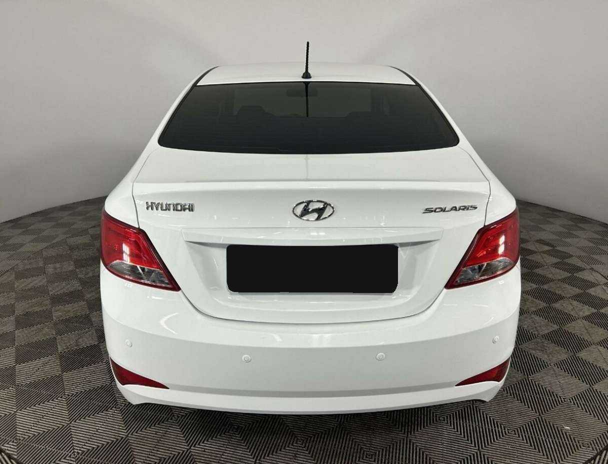 Hyundai Solaris, 2015 - фото №3