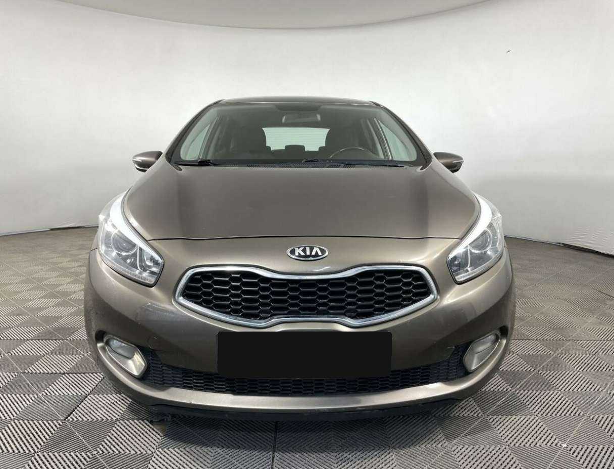 Kia Ceed, 2013 - фото №2