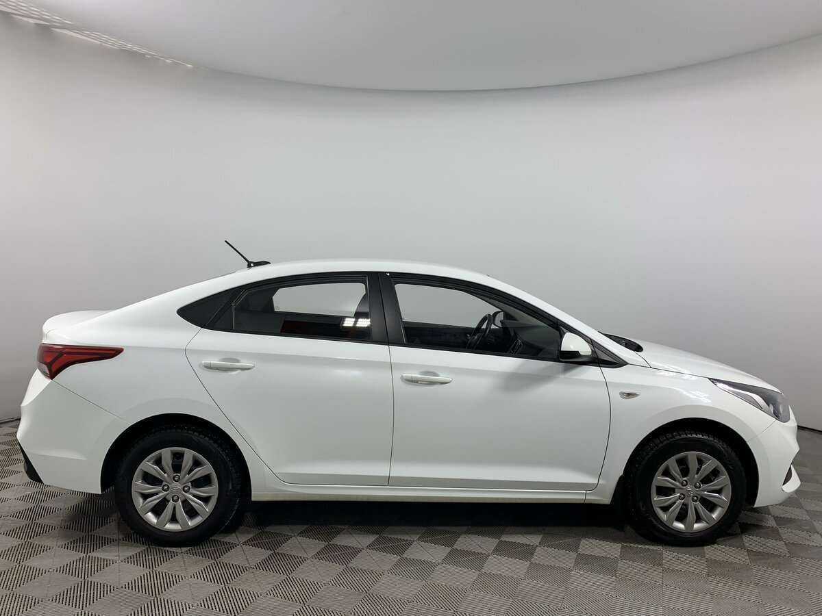 Hyundai Solaris, 2019 - фото №4