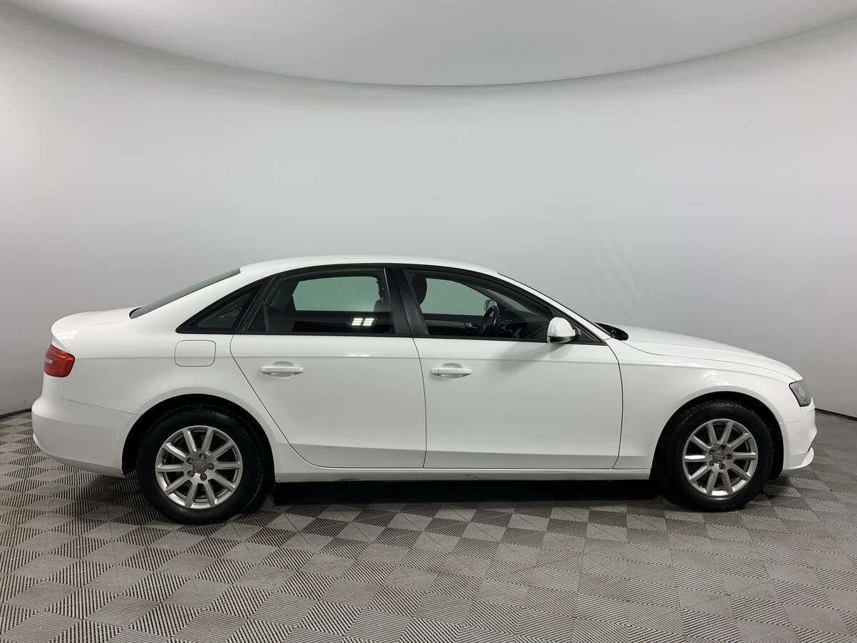 Audi A4, 2013 - фото №3