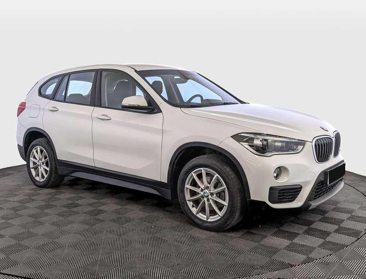 BMW X1 18i sDrive, 2019 - фото №3