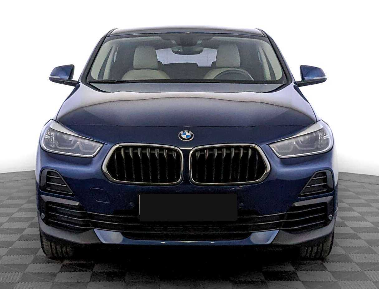 BMW X2 sDrive18i, 2020 - фото №2