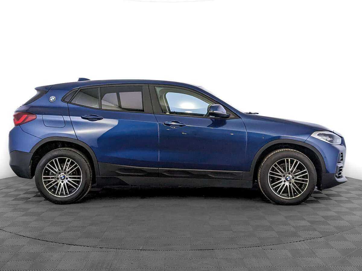 BMW X2 sDrive18i, 2020 - фото №4
