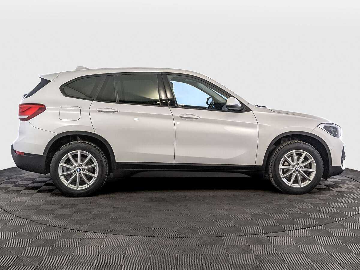 BMW X1 18d xDrive, 2019 - фото №4