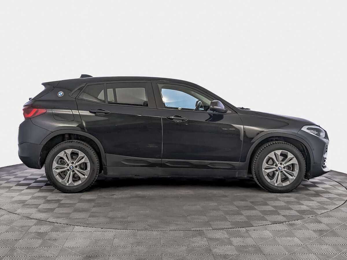 BMW X2 sDrive18i, 2021 - фото №4