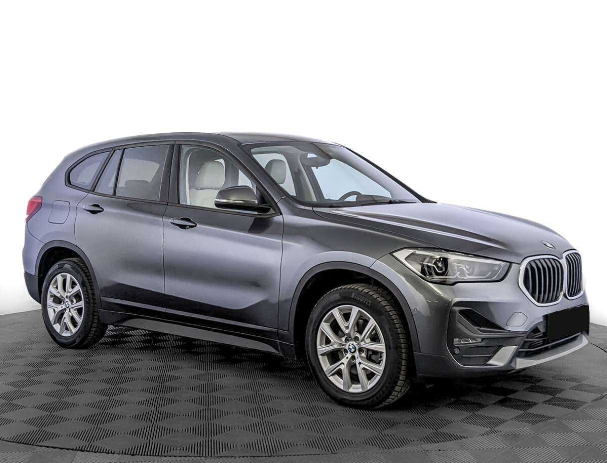 BMW X1 18i sDrive, 2021 - фото №3