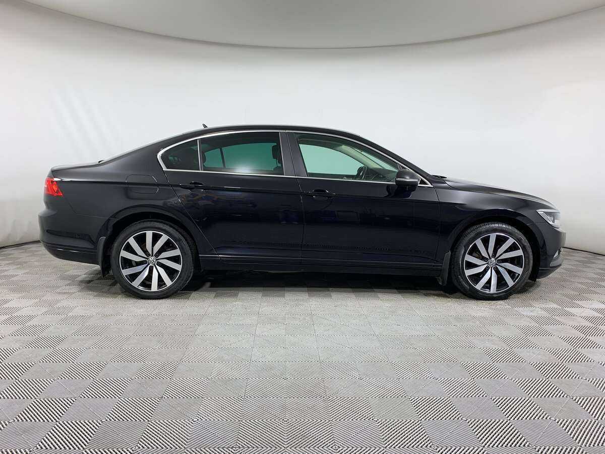 Volkswagen Passat, 2019 - фото №4