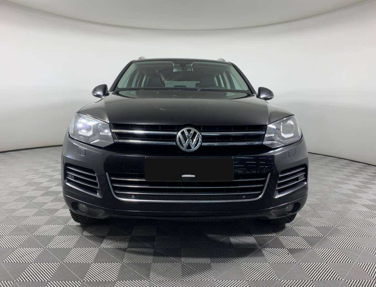 Volkswagen Touareg, 2012 - фото №2