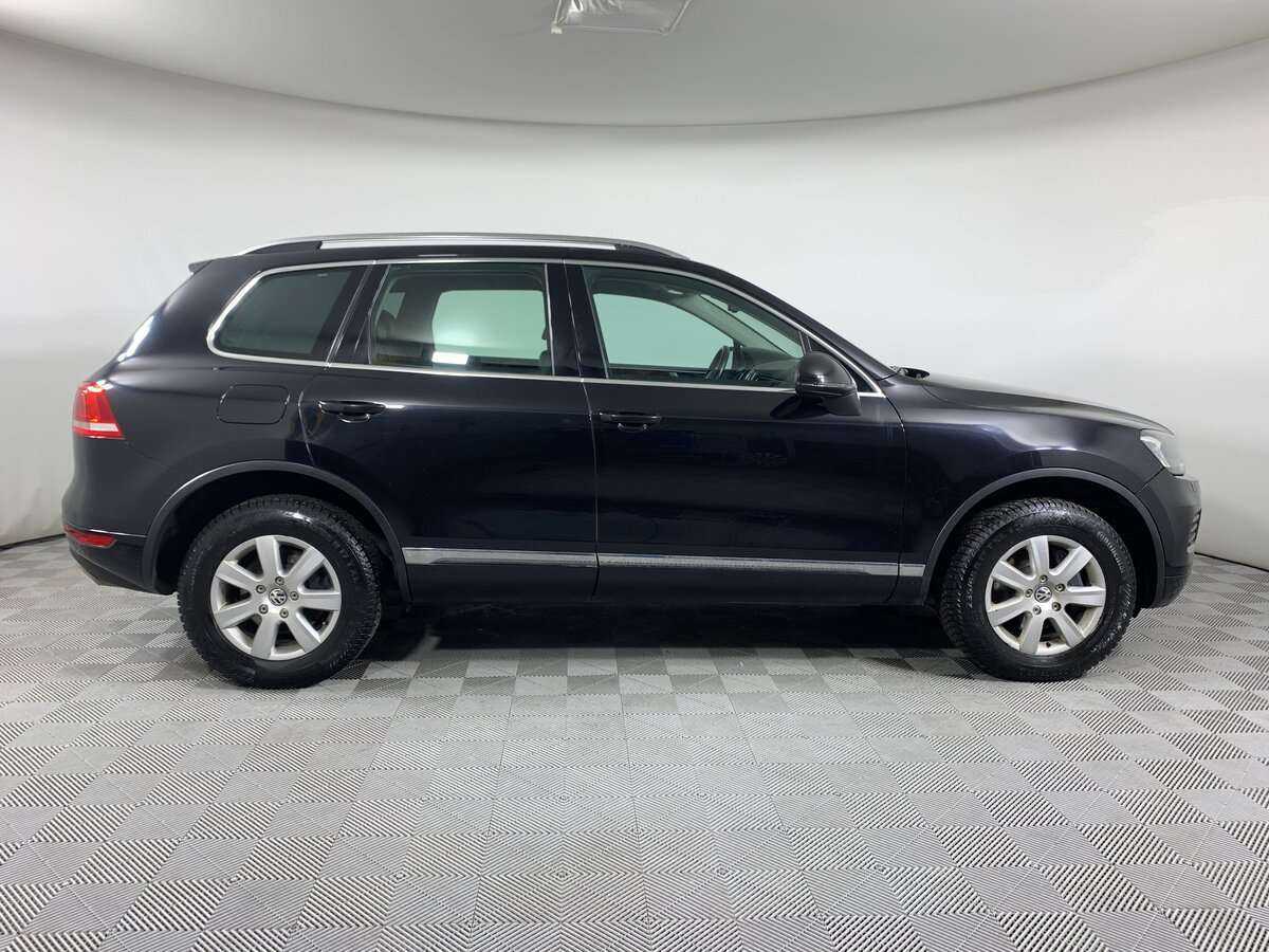 Volkswagen Touareg, 2012 - фото №4