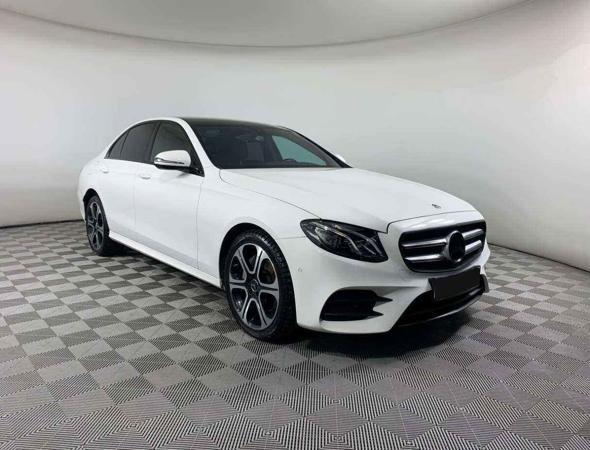 Mercedes-Benz E-Класс 220 d, 2018 - фото №3
