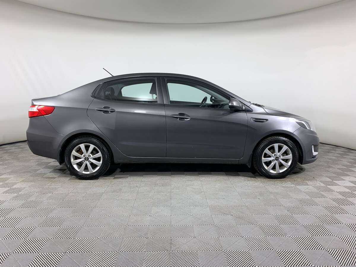 Kia Rio 5-speed, 2012 - фото №4
