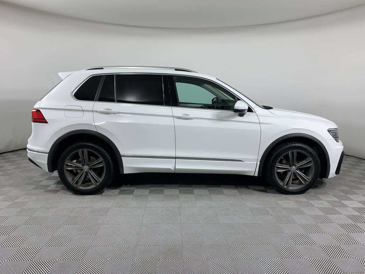 Volkswagen Tiguan, 2018 - фото №4