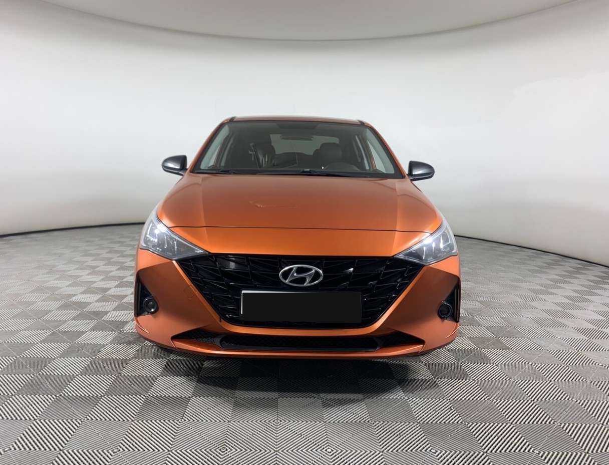 Hyundai Solaris, 2022 - фото №2