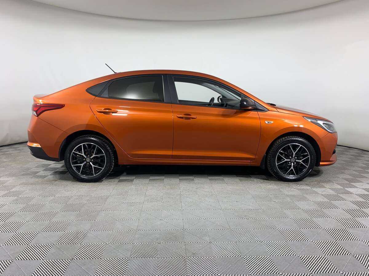 Hyundai Solaris, 2022 - фото №4